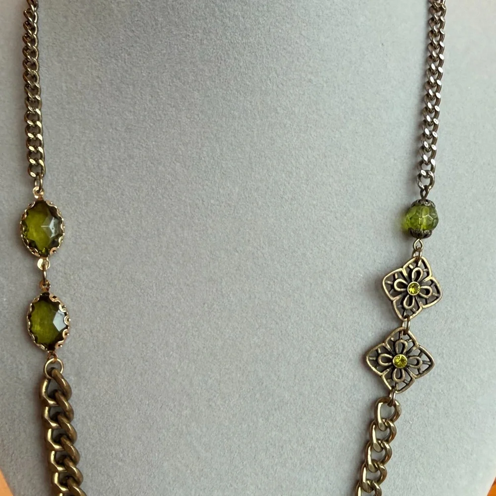 ROBERT ROSE Green Locket Necklace - Picture 4 of 6